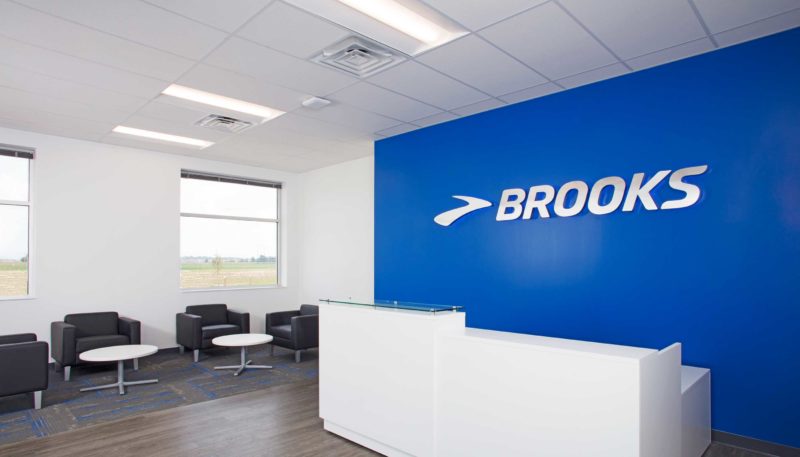 brooks shoes corporate office